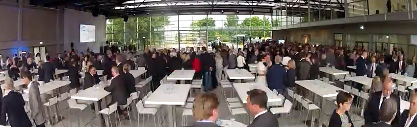 Der Hugo Junkers Hangar in bewegten Bildern … Der Hugo Junkers Hangar in bewegten Bildern …