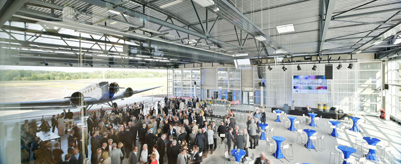 „Der Hugo Junkers Hangar hat inzwischen internationale Strahlkraft“ –  Interview im Magazin »Wirtschaftsstandort Niederrhein«, Aug. 2018